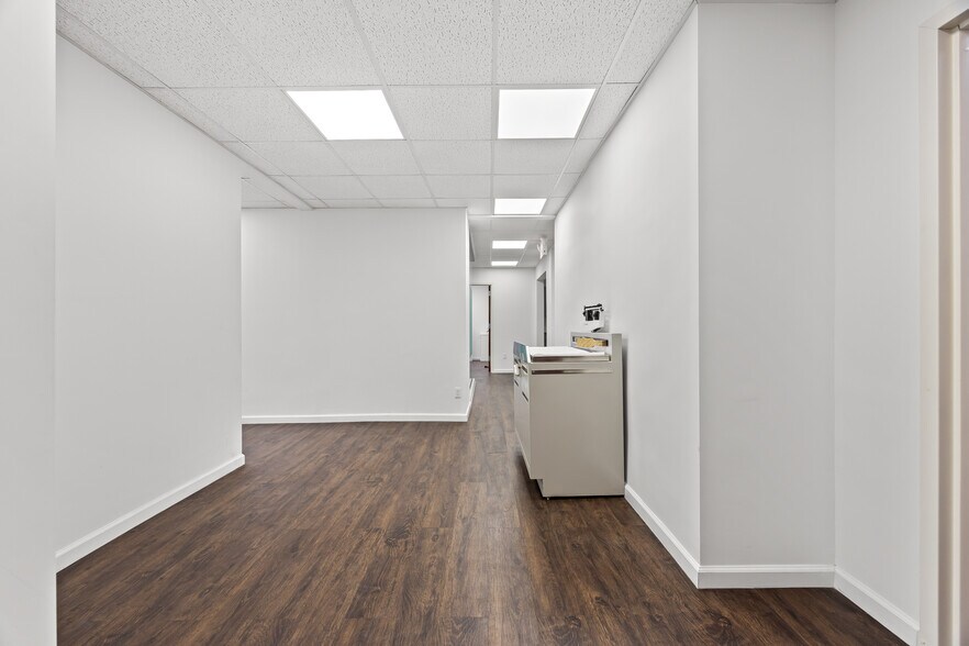 More Photos Of 148-09 Northern Blvd, Flushing Apartments For Lease