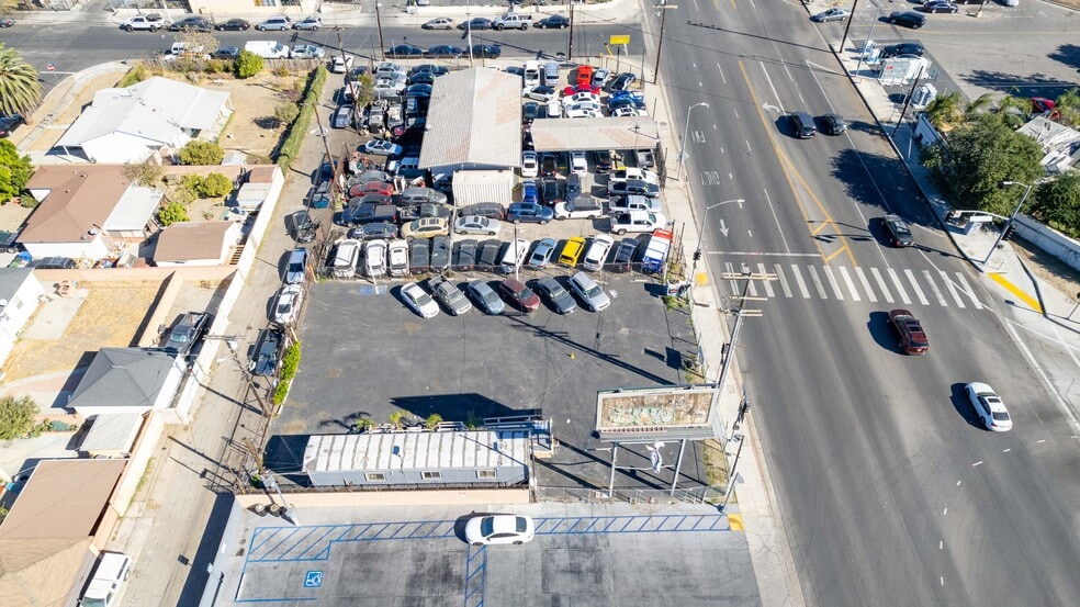 More Photos Of 13243 Osborne St, Arleta Land For Lease