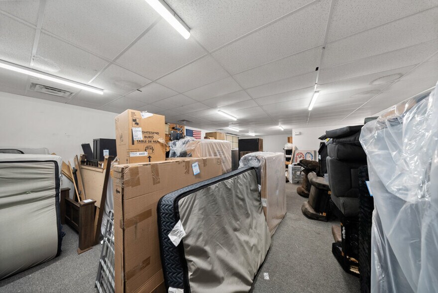 More Photos Of 1812 S Business 54, Eldon Bank For Sale