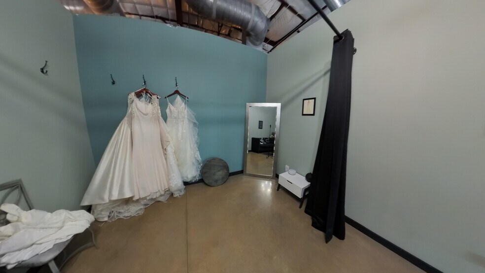 More Photos Of 828 FM 646, League City General Retail For Sale