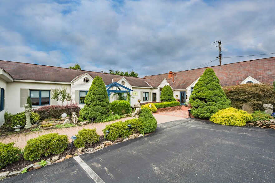 More Photos Of 181 E Brown St, Blairsville Restaurant For Sale