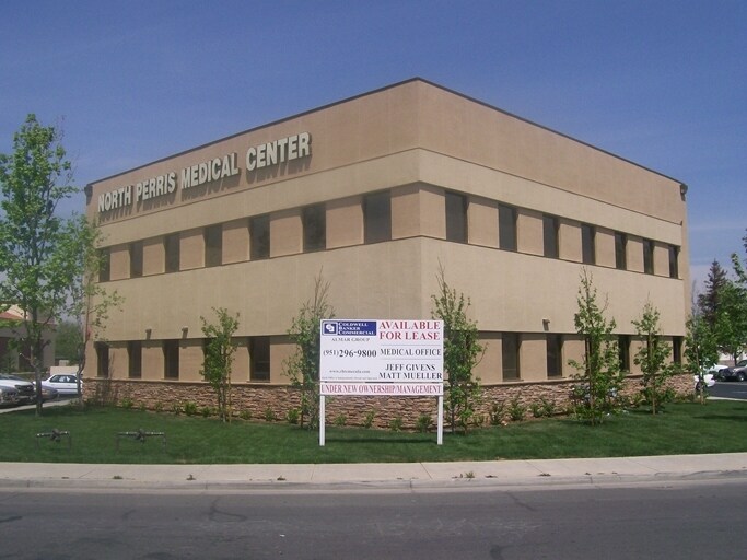 More Photos Of 126 Avocado Ave, Perris Medical For Lease