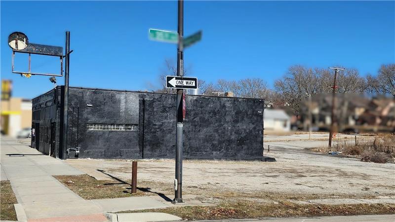 More Photos Of 3541-3543 Prospect Ave, Kansas City Freestanding For Lease