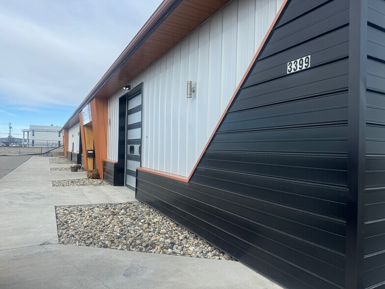 More Photos Of 3399 Peger Rd, Fairbanks Light Distribution For Lease