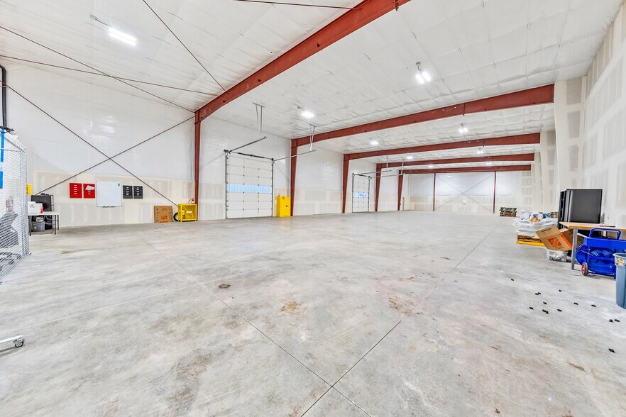 More Photos Of 188 Salmon Way, White City Industrial For Sale