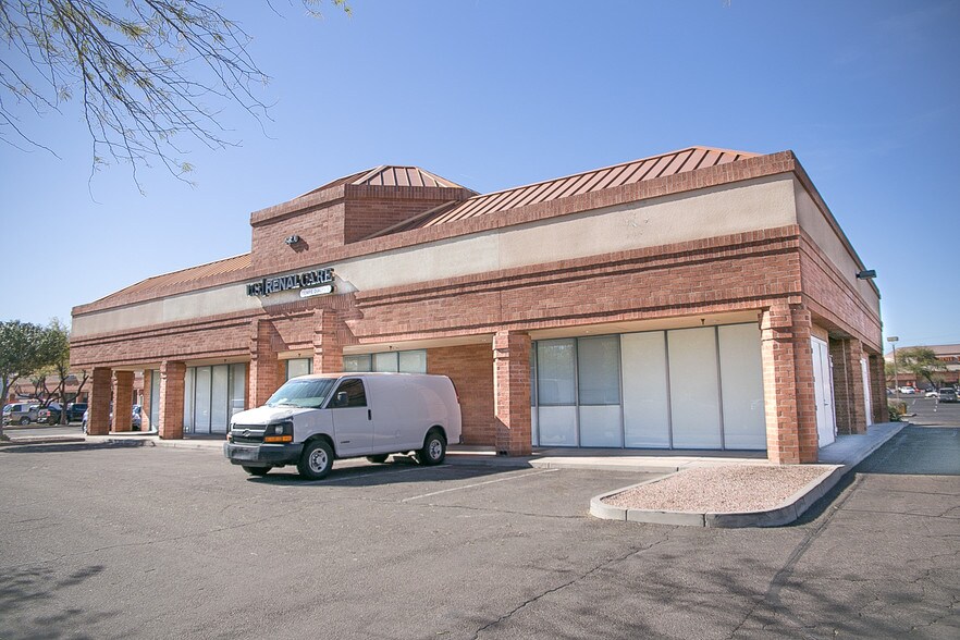 More Photos Of 575-725 W Warner Rd, Tempe General Retail For Lease