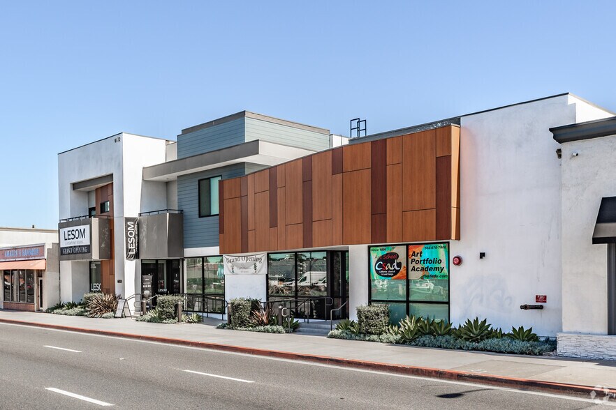 More Photos Of 6172 Beach Blvd, Buena Park Loft Creative Space For Lease