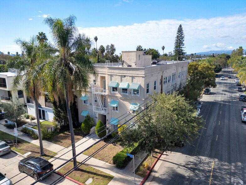 More Photos Of 859 N June St, Los Angeles Apartments For Sale