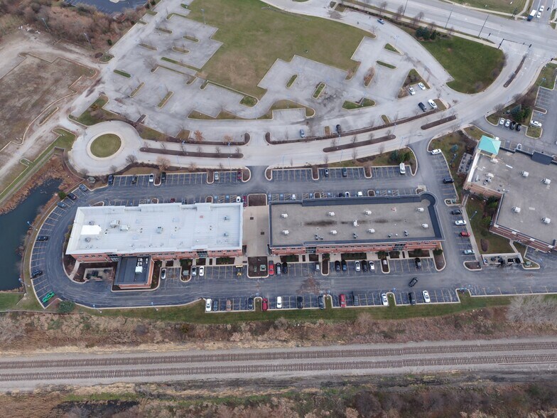 More Photos Of 19060-19070 Everett Blvd, Mokena Storefront Retail Office For Lease