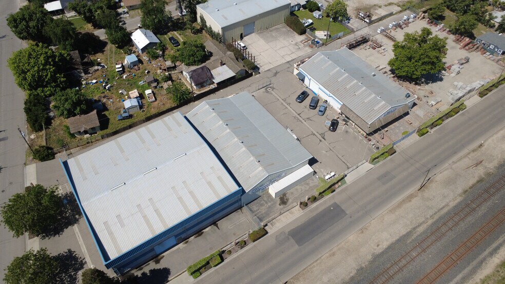 More Photos Of 3115 Railroad Ave, Ceres Warehouse For Sale