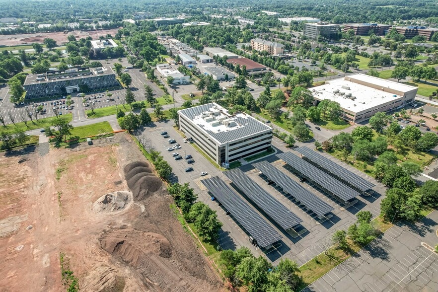 More Photos Of 100 Franklin Sq Dr, Somerset Office For Lease