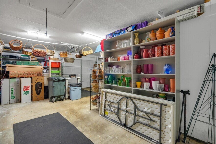 More Photos Of 5236 US-67 Hwy, Alvarado Freestanding For Sale