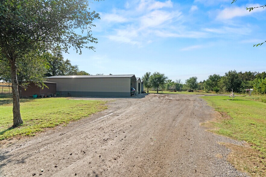 More Photos Of 225 S 150th St, Fairmont Land For Sale