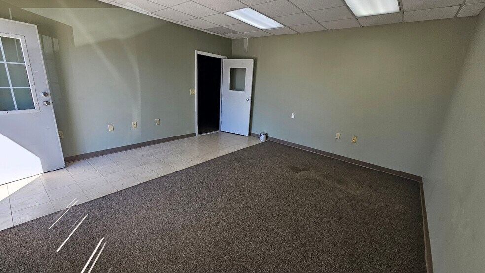 More Photos Of Olympic Dr, Milford Warehouse For Lease