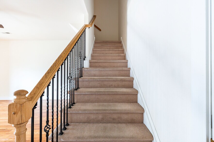 More Photos Of 4557 Manayunk Ave, Philadelphia Apartments For Sale