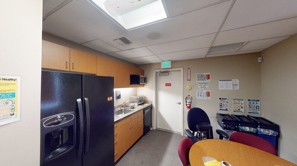 More Photos Of 500 S Michigan St, Seattle Bank For Lease