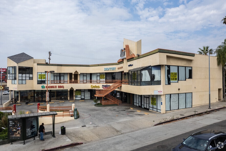 More Photos Of 12101-12117 Santa Monica Blvd, Los Angeles Unknown For Lease