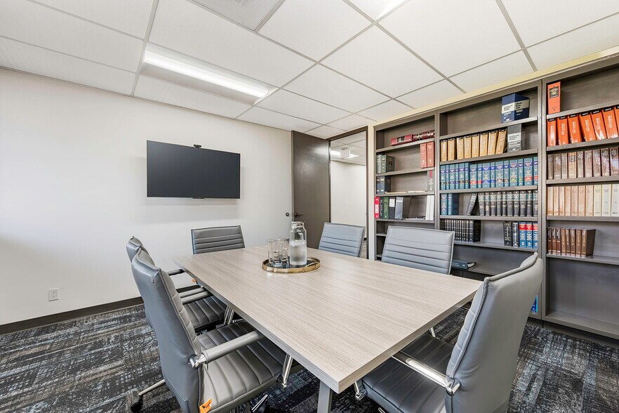 More Photos Of 333 W Broadway, Long Beach Medical For Lease