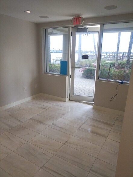 More Photos Of 1001 10th Ave S, Naples Office Residential For Sale