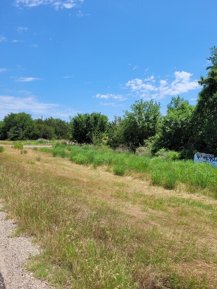 More Photos Of 1175 SW Loop 286, Paris Land For Sale