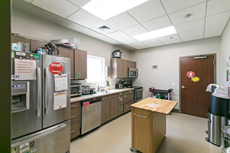More Photos Of 2606 South Ave W, Missoula Shelter For Sale