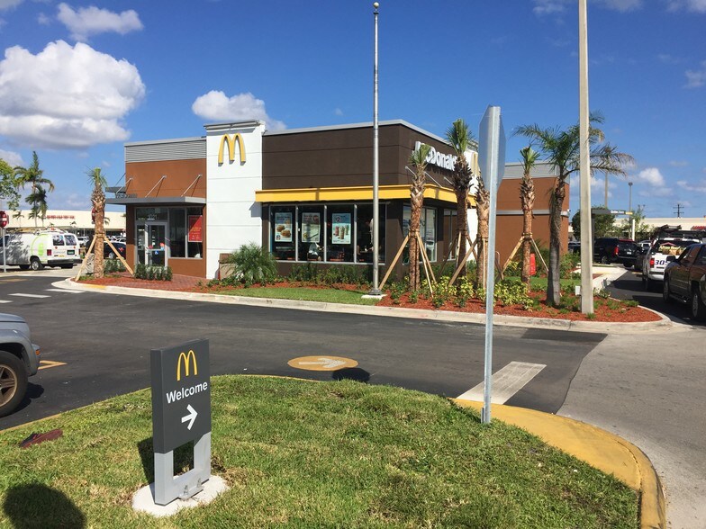 More Photos Of 901-1201 E 10th Ave, Hialeah Unknown For Lease