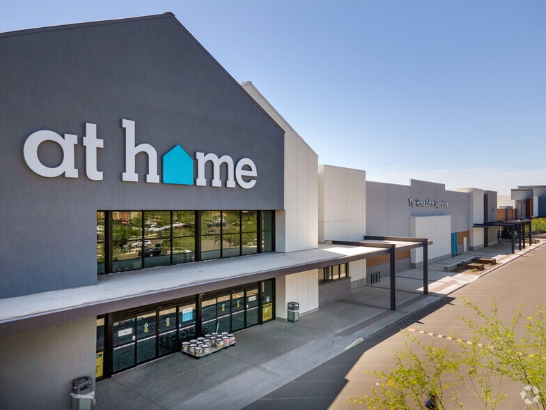 More Photos Of 2524 S San Tan Village Pkwy, Gilbert Storefront For Lease