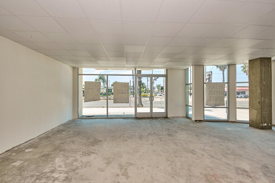 More Photos Of 1598 Long Beach Blvd, Long Beach Storefront Retail Office For Sale