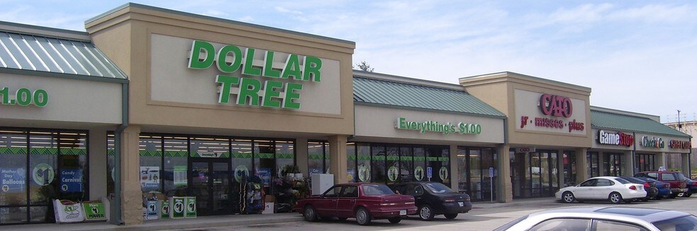 Primary Photo Of 301-335 E 31st St S, Newton Unknown For Lease