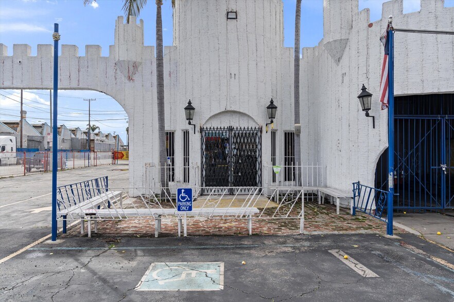 More Photos Of 1500 W Pacific Coast Hwy, Long Beach Carwash For Sale