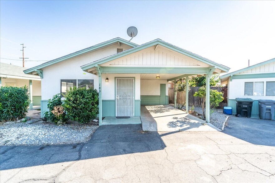 More Photos Of 171 N Hemet St, Hemet Apartments For Sale