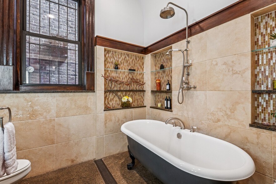 More Photos Of 725 Union St, Brooklyn Apartments For Sale