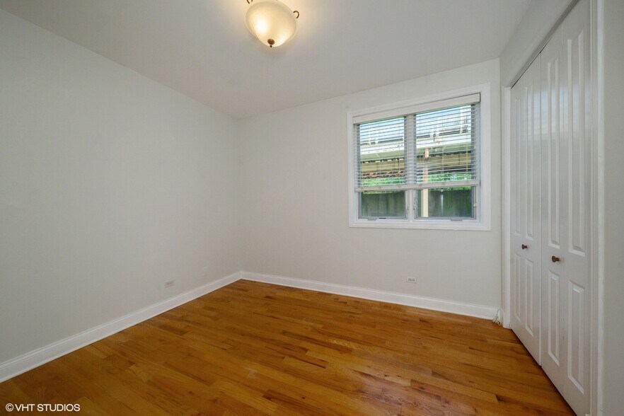 More Photos Of 4012 S Indiana Ave, Chicago Apartments For Sale