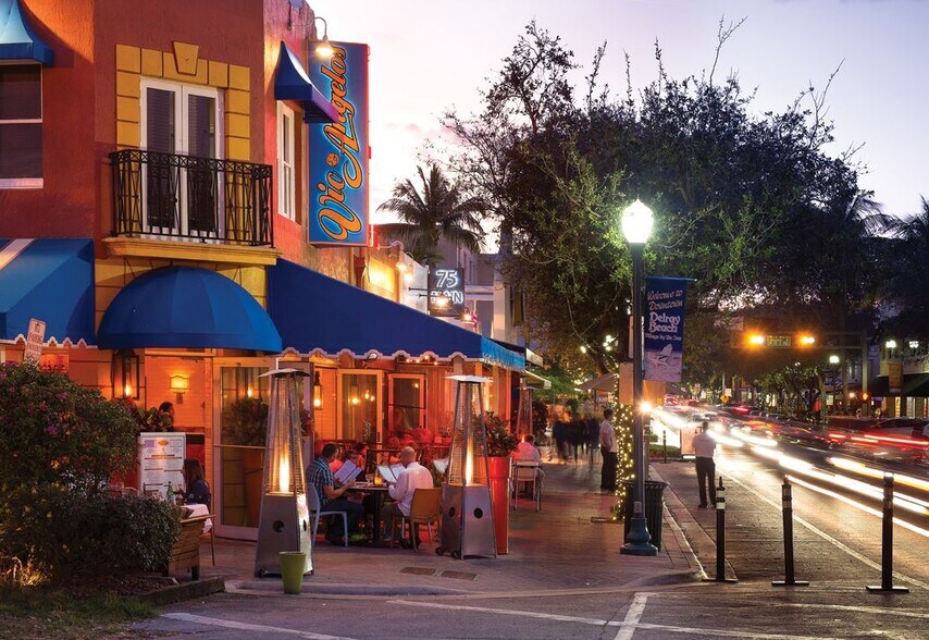 More Photos Of 250-290 E Atlantic Ave, Delray Beach General Retail For Lease