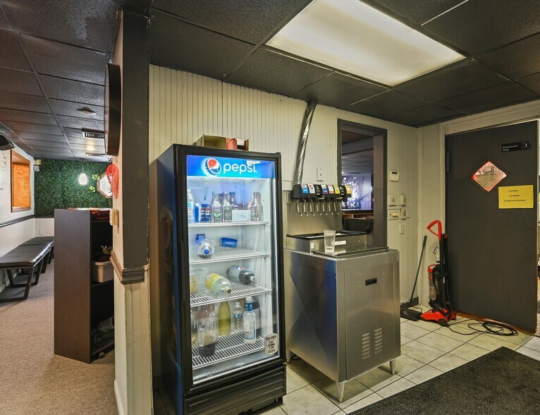 More Photos Of 2080 Milford Rd, East Stroudsburg Restaurant For Lease