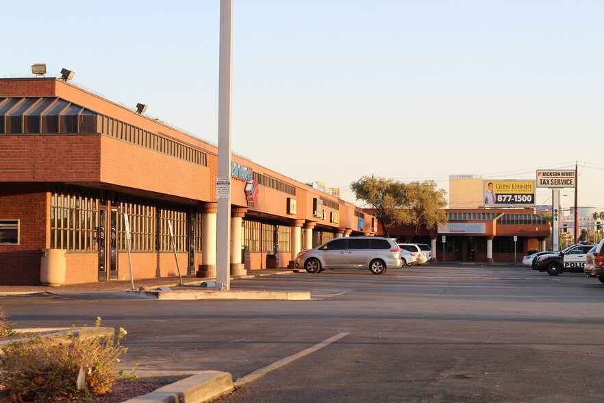 More Photos Of 901 S Rancho Dr, Las Vegas Unknown For Lease