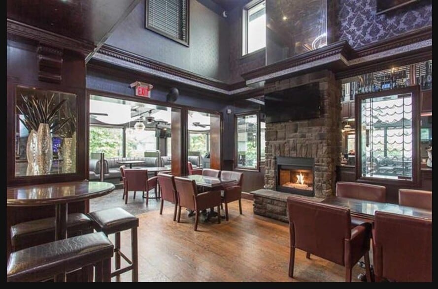 More Photos Of 9254 Nowell St, Chilliwack Restaurant For Lease