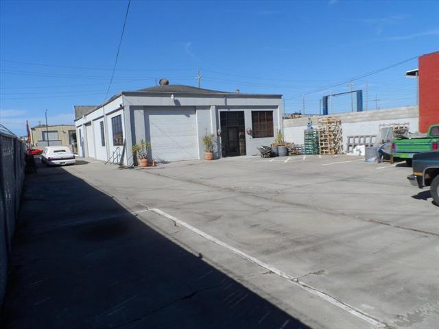 More Photos Of 258 E Market St, Salinas Warehouse For Sale