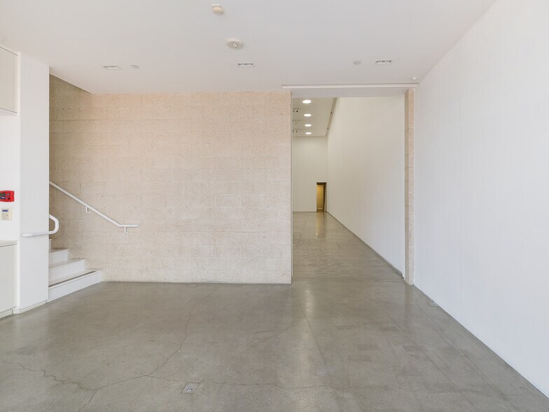 More Photos Of 208 Main St, El Segundo Loft Creative Space For Sale