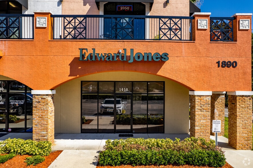 More Photos Of 1890 CR 419, Oviedo General Retail For Lease