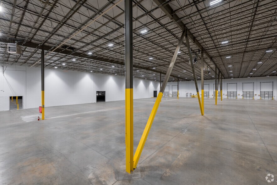 More Photos Of 2175 E Park Dr NE, Conyers Distribution For Lease