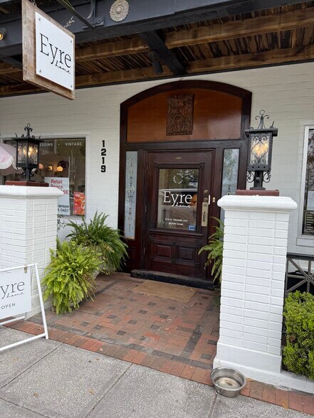 More Photos Of 1219 N Orange Ave, Orlando Storefront Retail Office For Lease