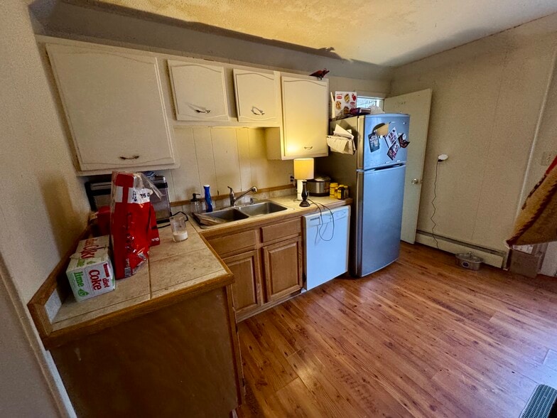 More Photos Of 24 West St, Lebanon Apartments For Sale