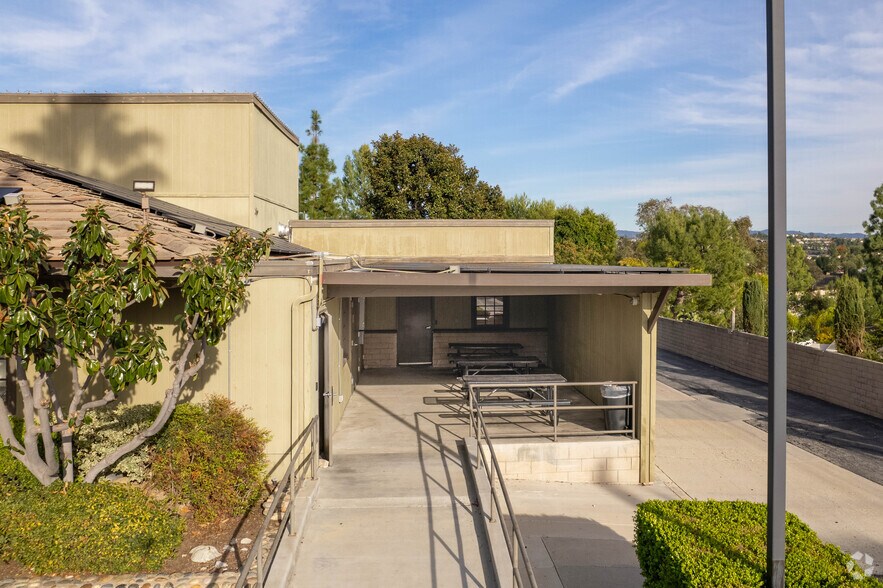 More Photos Of 25232-25334 Mcintyre St, Laguna Hills Unknown For Lease
