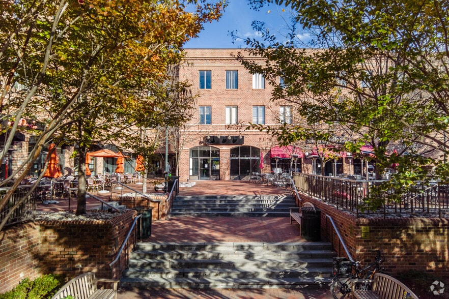 More Photos Of 3201 New Mexico Ave NW, Washington Office For Lease