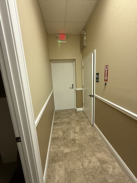 More Photos Of 101-131 E 13th St, Saint Cloud Office For Lease