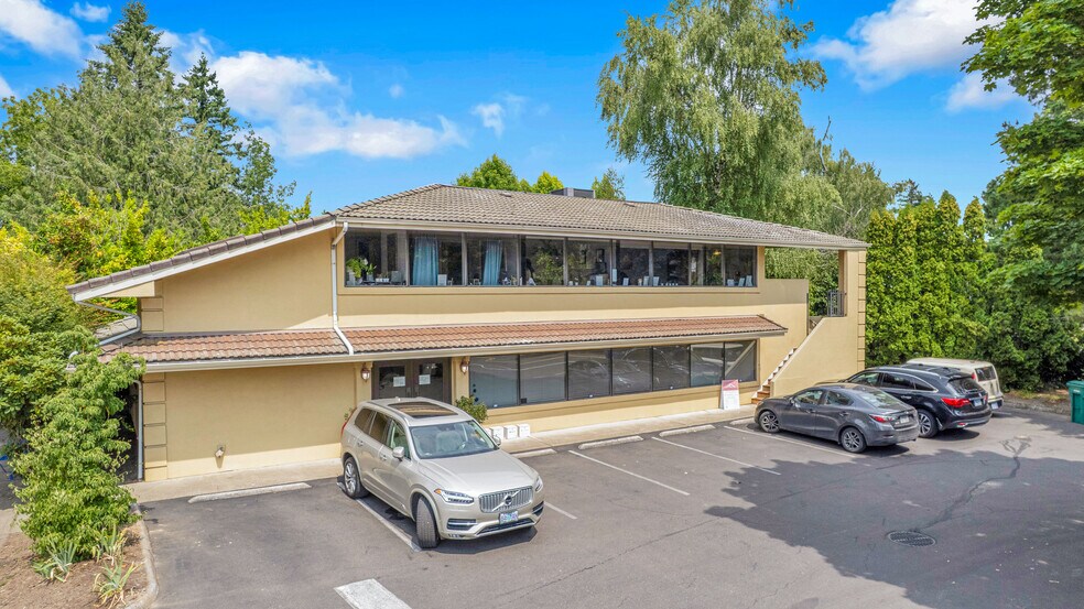 More Photos Of 11030 SW Capitol Hwy, Portland Medical For Lease