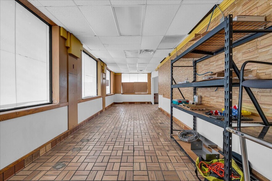 More Photos Of 12010 Greenfield Rd, Detroit General Retail For Sale
