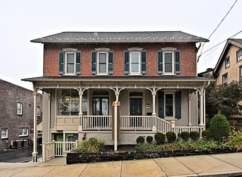 Primary Photo Of 206 N Main St, Souderton Freestanding For Sale