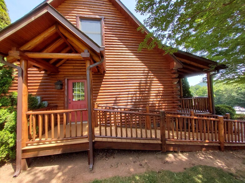 More Photos Of 1795 NC 108 Hwy E, Columbus Office For Sale